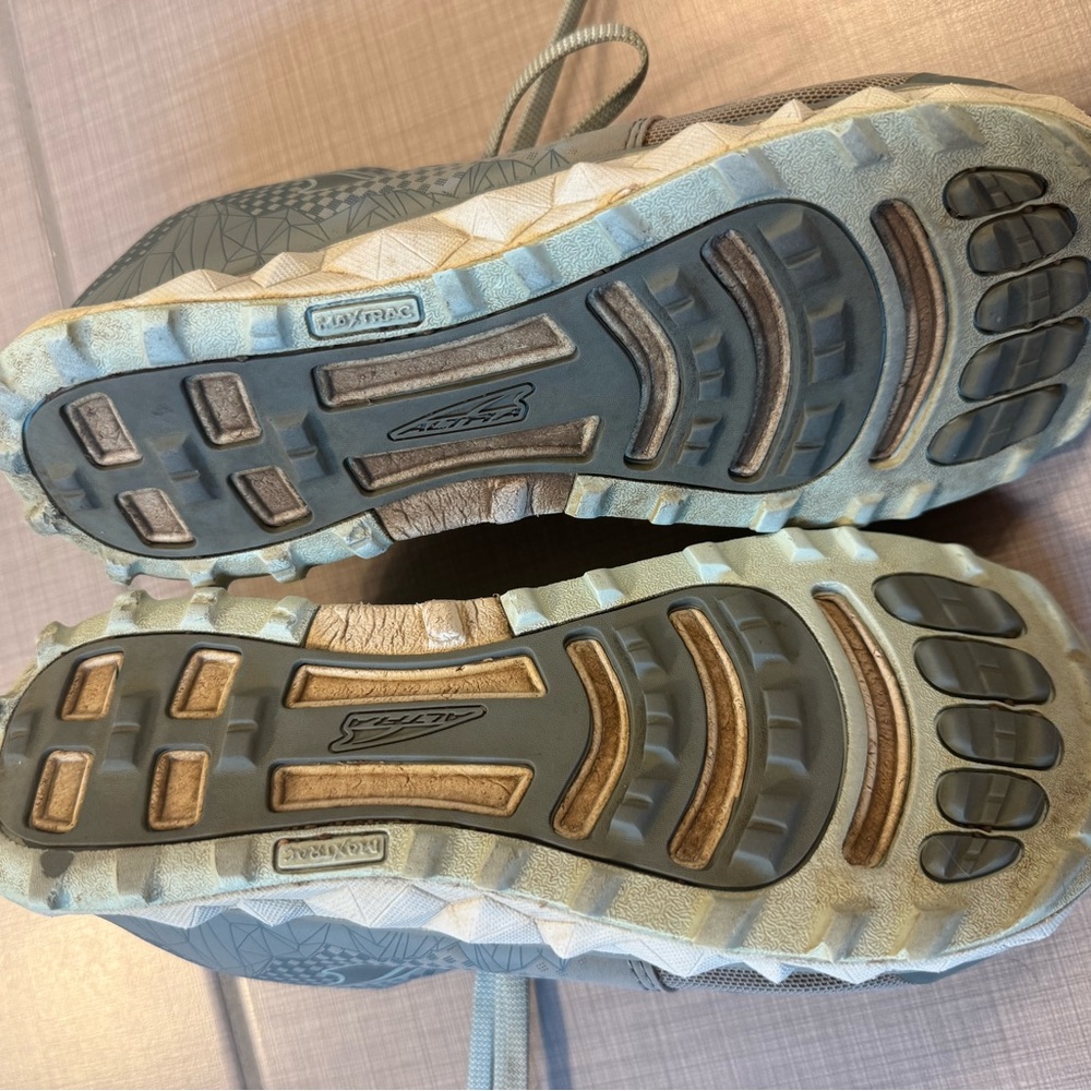 Women's Altra Superior 4.5 - Picture 4 of 5